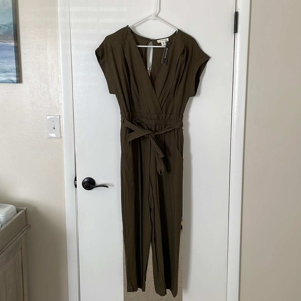 MONTEAU Ankle-Length Linen Jumpsuit Olive Green